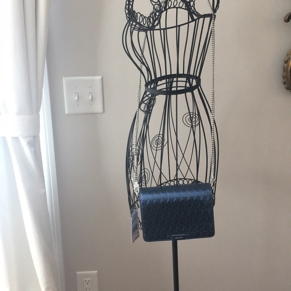 LAST 1 NWT Michael Kors Jade Gusset Clutch - Picture 8 of 8